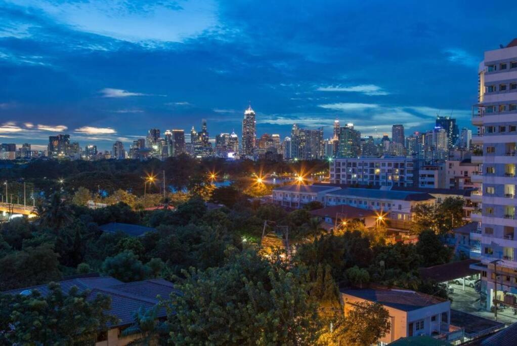 Cosy - Bts Phrom Phong Apartamento *